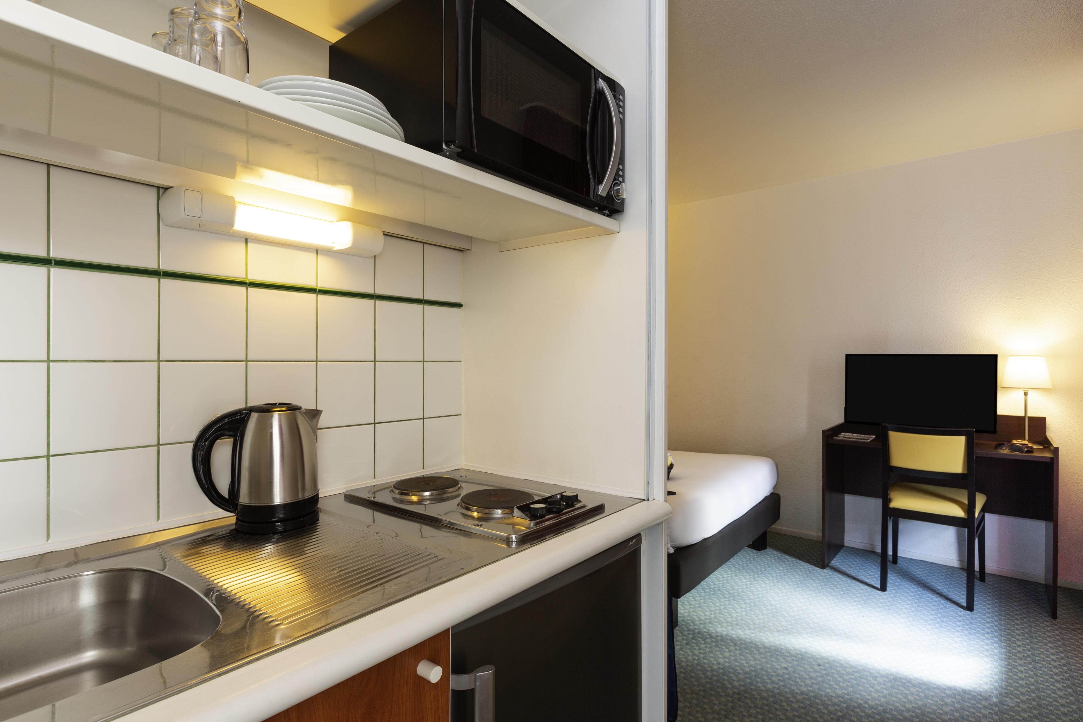 Aparthotel Adagio Access La Defense - Leonard De Vinci Courbevoie Eksteriør bilde