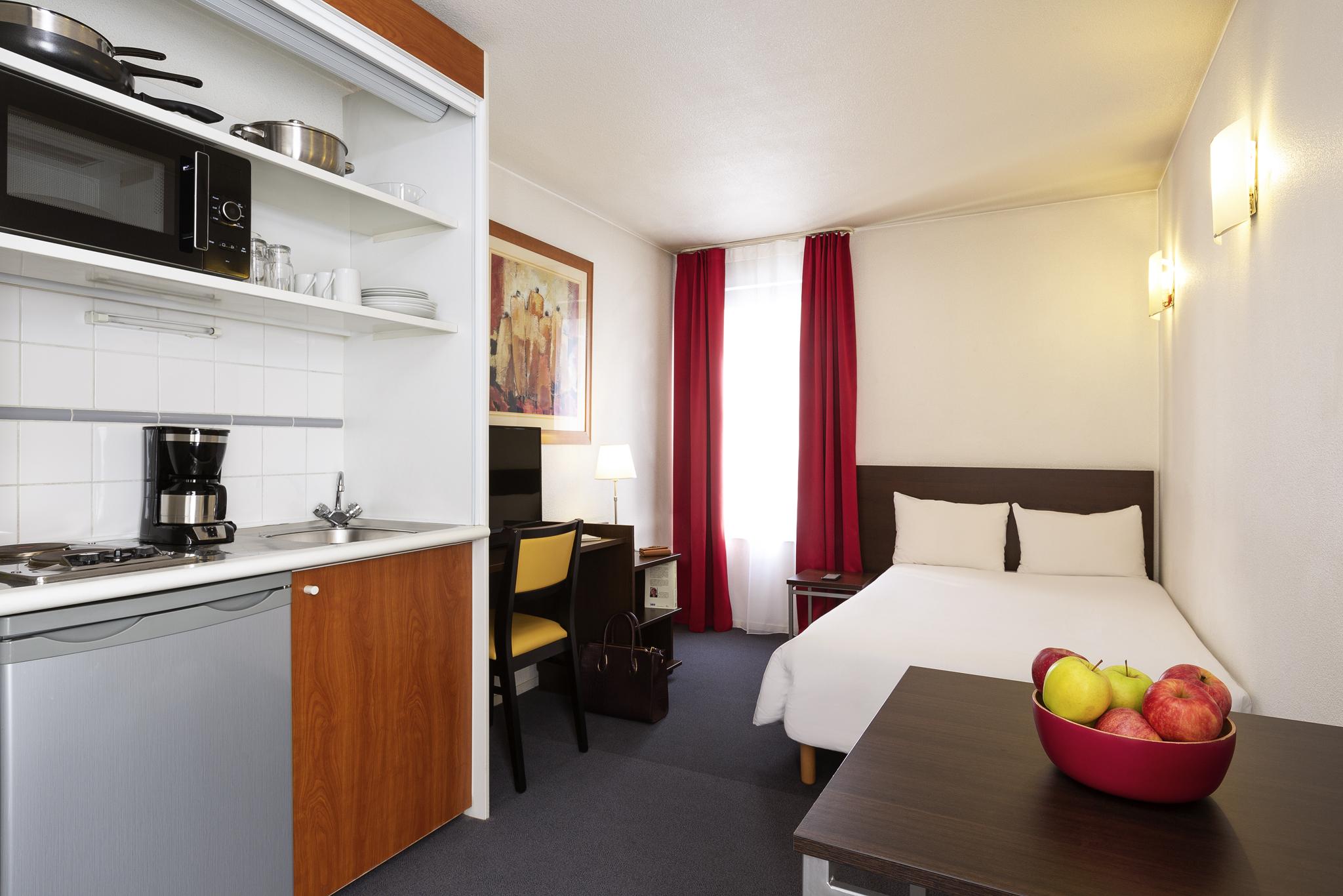 Aparthotel Adagio Access La Defense - Leonard De Vinci Courbevoie Eksteriør bilde