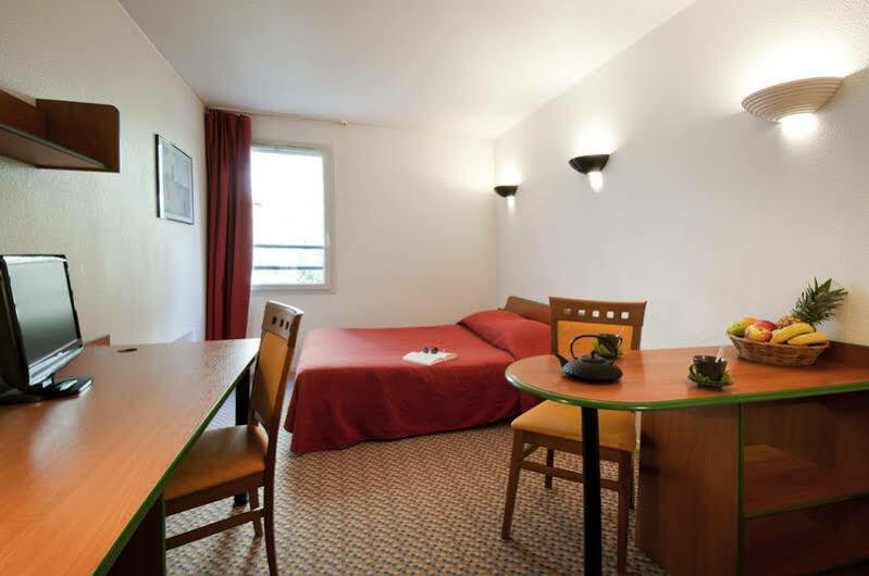 Aparthotel Adagio Access La Defense - Leonard De Vinci Courbevoie Eksteriør bilde